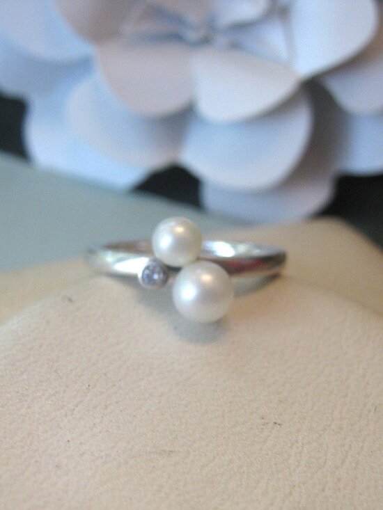 Pandora Accessories - Authentic PANDORA Pearls with CZ Ring - Size 52 (6) - 50$